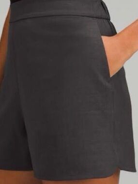 lululemon athletica  flat front High-Waist shorts